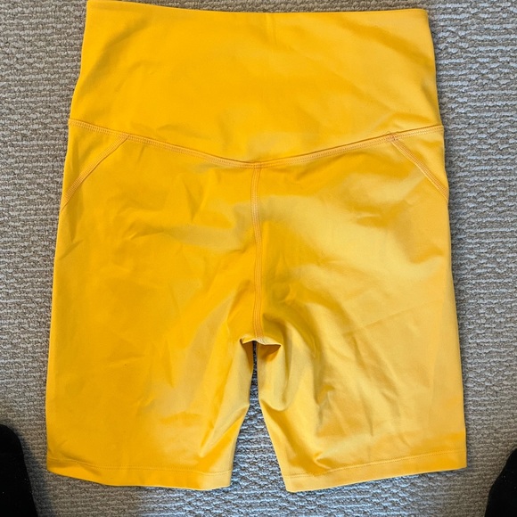 ***SOLD*** Girlfriend Collective Bike Shorts - Picture 4 of 4